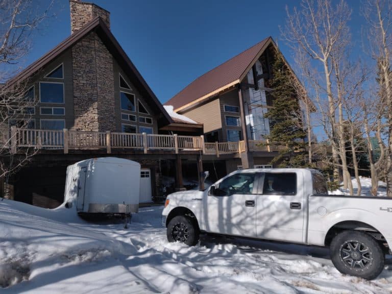 Cabin mansion facia
